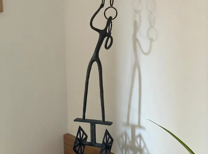 Poelzl * בודנסדורף